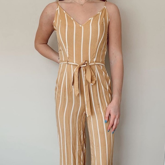 jumpsuit - Picture 1 of 3